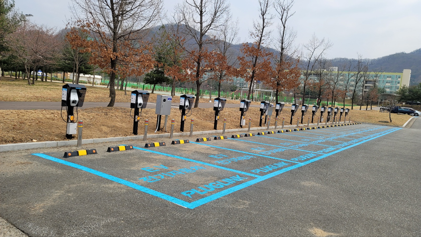 공공시설_경찰인재개발원 도색후 15면